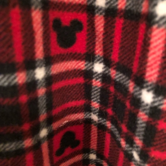 Girls sz 6 Disney lightweight fleece nightgown. Red & black plaid with lace trim - Picture 4 of 4